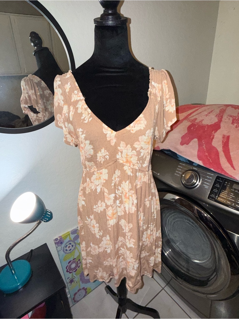 Pink Rose Peach Floral V-Neck Short Sleeve Dress